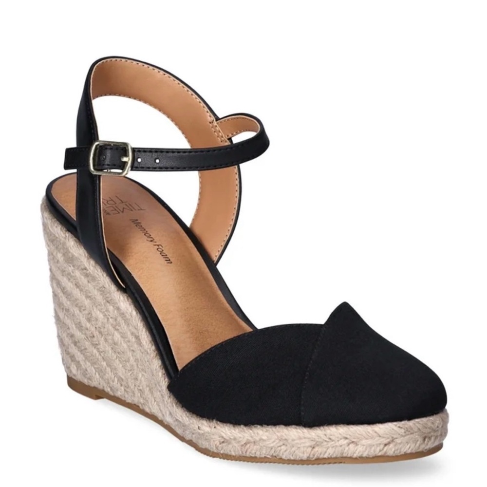 Time and Tru Black Wedge Espadrilles